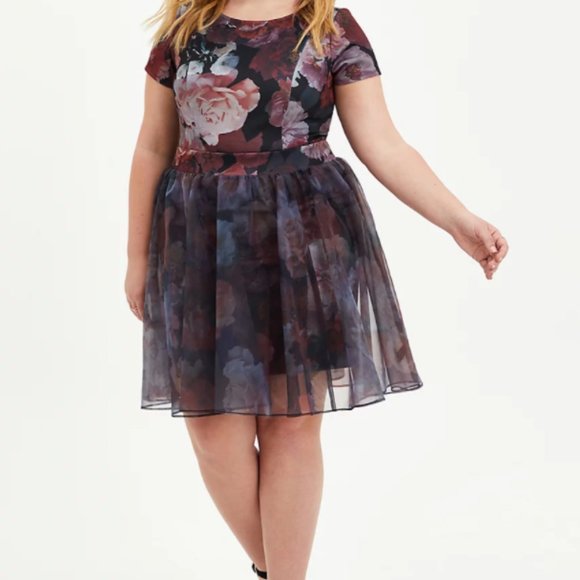 torrid Dresses & Skirts - NEW W/O TAG- Torrid Convertible Scuba Skater Dress